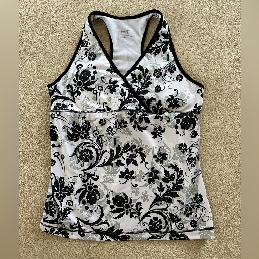 Danskin Now tank top